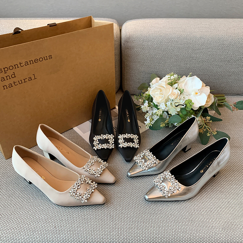 Black Satin Pointed Toe Pumps  - огляд і ціна Women Formal Wear Heels